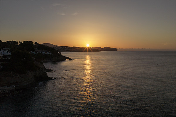 Amanecer en la playa de la Fustera